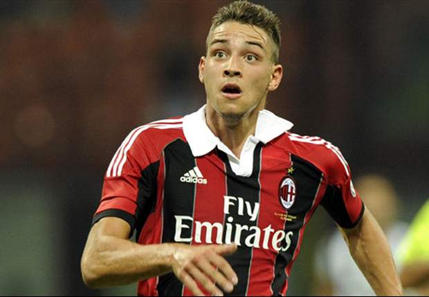 Gli infortuni dei compagni gli hanno spianato la strada, De Sciglio ora vuole andare oltre: “Voglio dimostrare di essere da Milan”