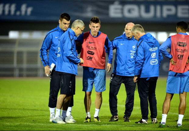 Arsenal defender Koscielny disappointed by France's friendly defeat by Japan