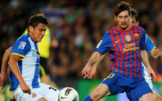 Lionel Messi, Hector Moreno, Espanyol vs. Barcelona (Getty)