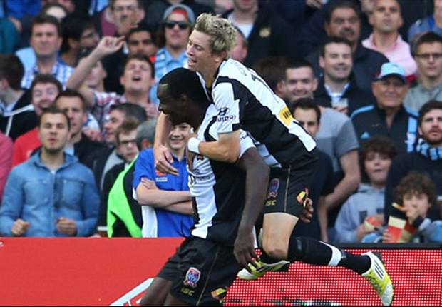 Heskey off the mark as Newcastle Jets beat Del Piero's Sydney FC