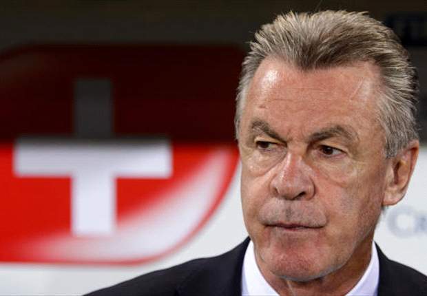 Mondial 2014, SUI - Hitzfeld prend deux matches