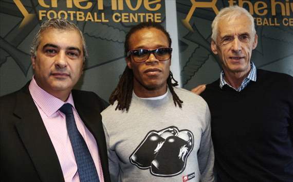 Edgar Davids inspires Barnet rout as manager & captain