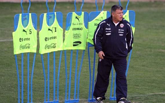 Chile: Claudio Borghi está "cansado de las mentiras"