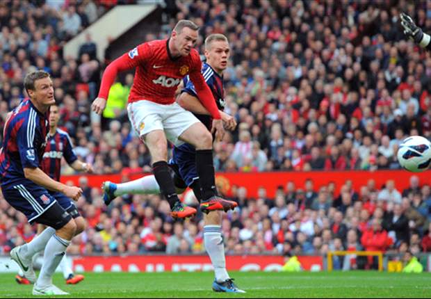 Anzhi will consider move for Rooney, says team director Roberto Carlos