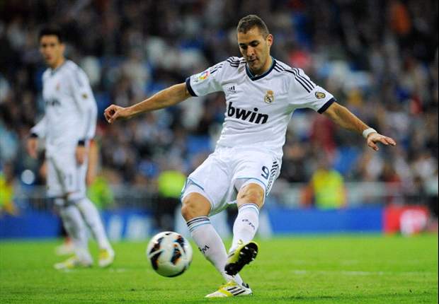 Real Madrid can still catch Barcelona, says Benzema