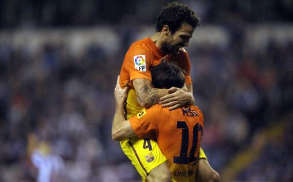 Cesc Fábregas, Lionel Messi - Deportivo Coruña v Barcelona