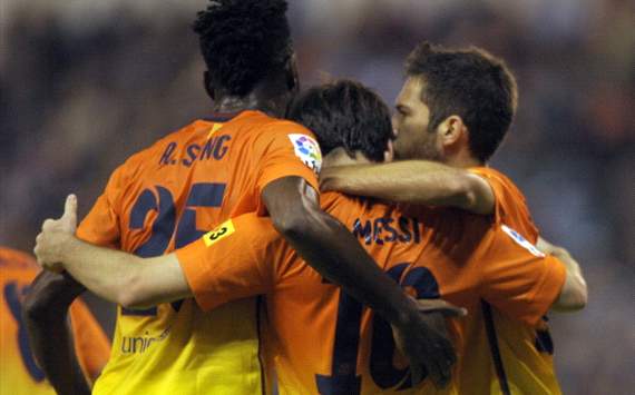 Alexandre Song, Lionel Messi, Jordi Alba - Deportivo Coruña v Barcelona