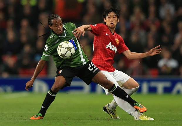 Manchester United sweating on Kagawa but Lindegaard fit for Chelsea clash