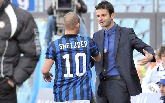 Wesley Sneijder and Andrea Stramaccioni - Inter