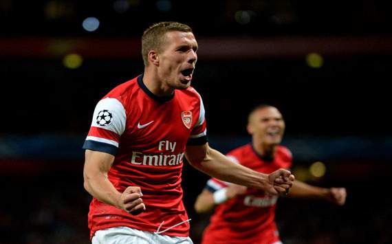 Podolski mong muốn được chơi ở vị trí tiền đạo trung tâm