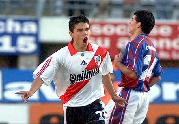 Saviola lo llamó a Ramón