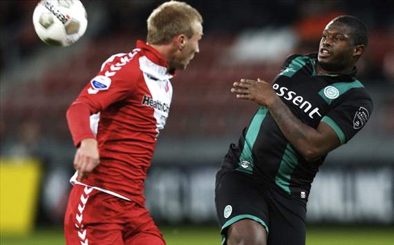 'PSV en Twente azen op Van der Hoorn'