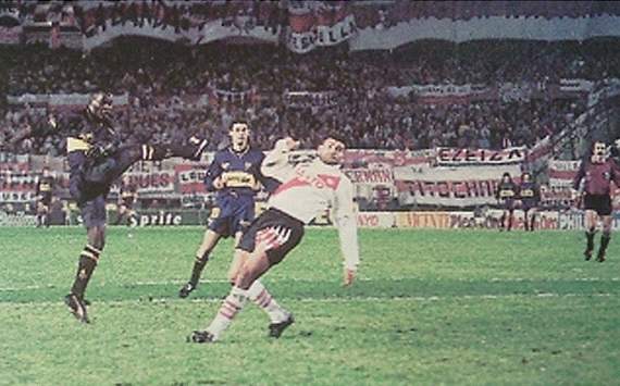 Un africano en el Superclásico