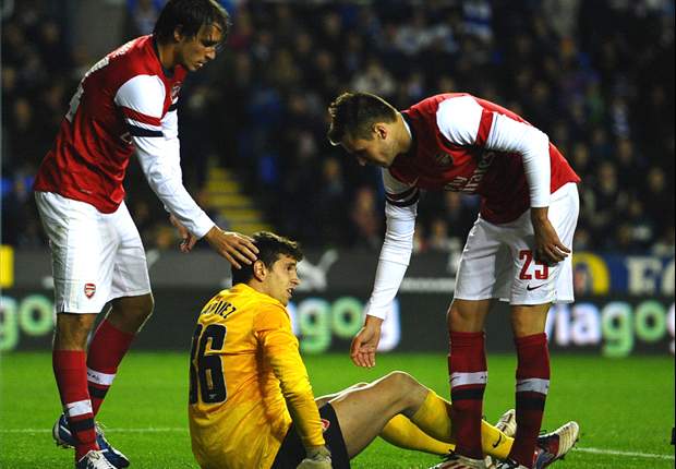 Em jogo histórico e de 12 gols, Arsenal vence o Reading na prorrogação