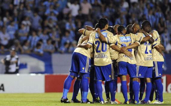 Millonarios de dorado