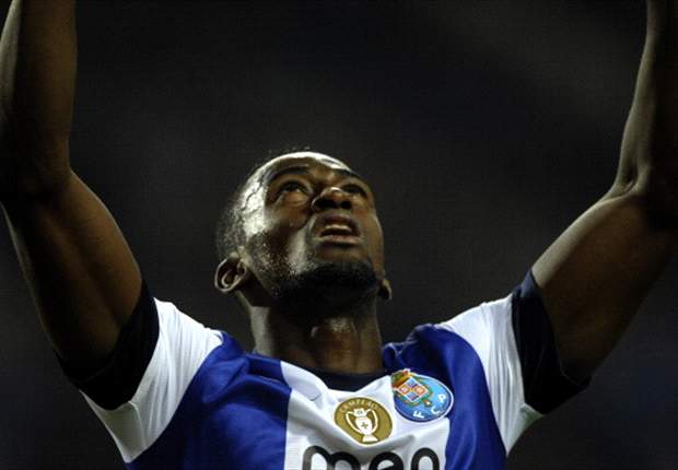 Liverpool e Chelsea interessados em Jackson Martínez