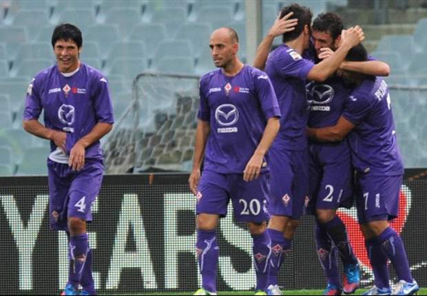 Fiorentina de los chilenos escala en Italia
