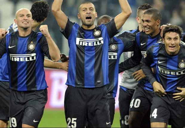 CORRIERE DELLO SPORT - La Juventus già cerca il sostituto di Lucio, il Milan ha disperato bisogno dei soldi degli ottavi Champions, l'Inter di Stramaccioni cerca il decimo sigillo fuori casa: sarebbe Storia...