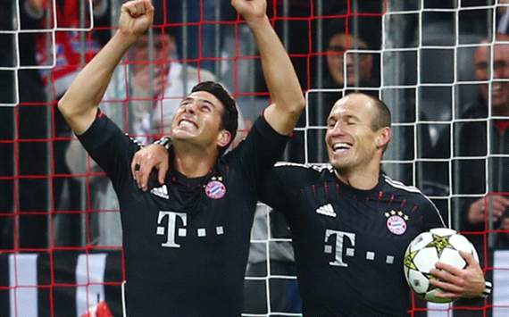 FC Bayern Muenchen v LOSC Lille - UEFA Champions, Pizarro and Robben