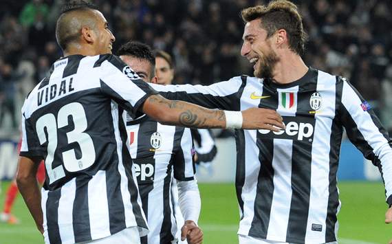 Juventus celebrating vs Nordsjaelland