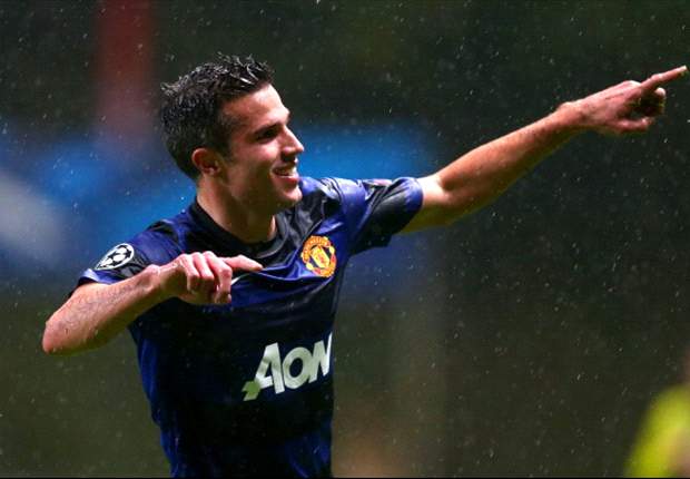 RvP schiet record Van Nistelrooy uit de boeken