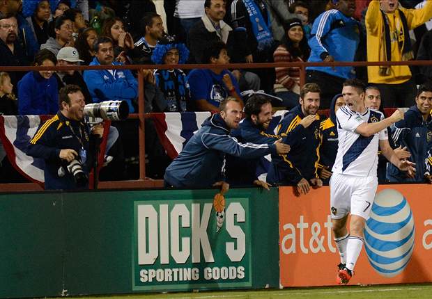 Ball bounces LA's way in fifth California Clasico