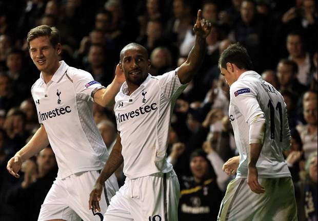 Defoe answers doubters as Adebayor link-up brings Villas-Boas striker solution