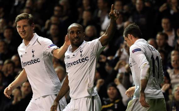 Defoe answers doubters as Adebayor link-up brings Villas-Boas striker solution