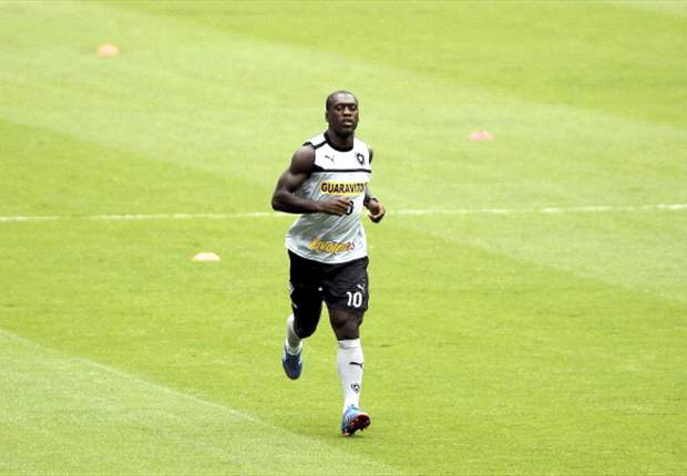 Seedorf pode estrear em 2013 contra o Fluminense