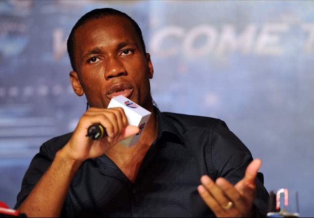 Drogba chama Messi e Cristiano Ronaldo de 'monstros'