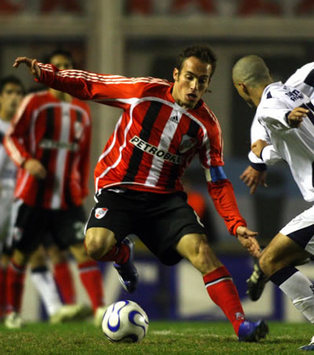 River-Velez - Belluschi