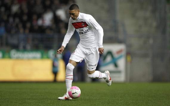 Guillaume Hoarau volta para França e deve deixar o PSG