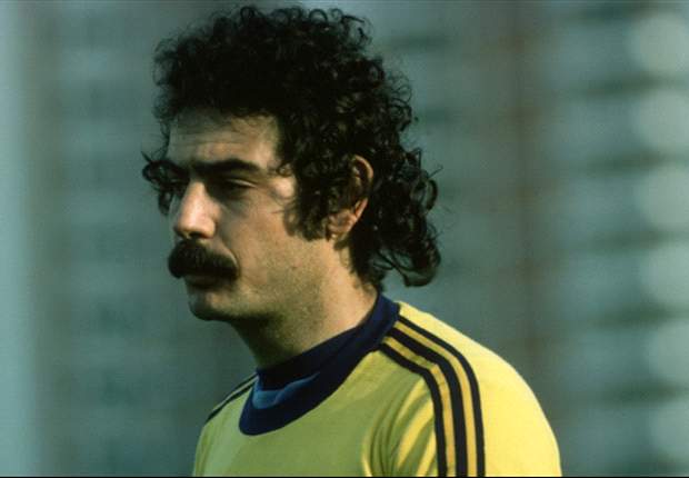 Xavi & Iniesta always do something different, says Rivelino
