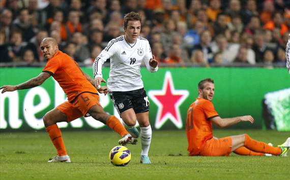 Mario Götze, Nigel de Jong and Rafael Van der Vaart (Netherlands - Germany)