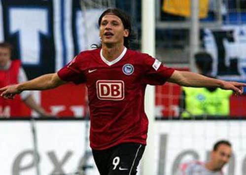 Pantelic lässt Hertha zweimal jubeln (firo)