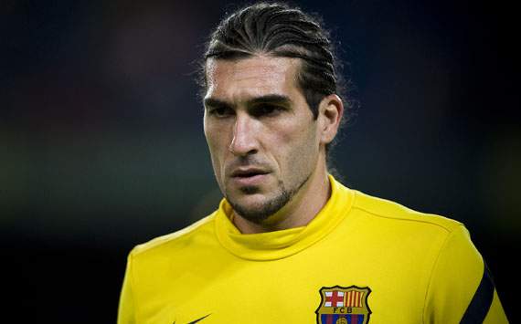 Pinto extends Barcelona contract until 2014