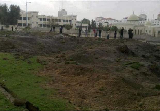 PAL - Le Stade de la Palestine détruit par une attaque aérienne d'Israël