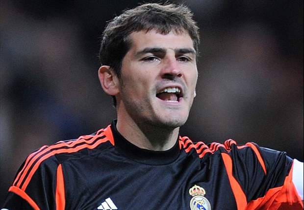 Casillas: “Las palabras ayudan más que el castigo de la suplencia” decía hace diez años