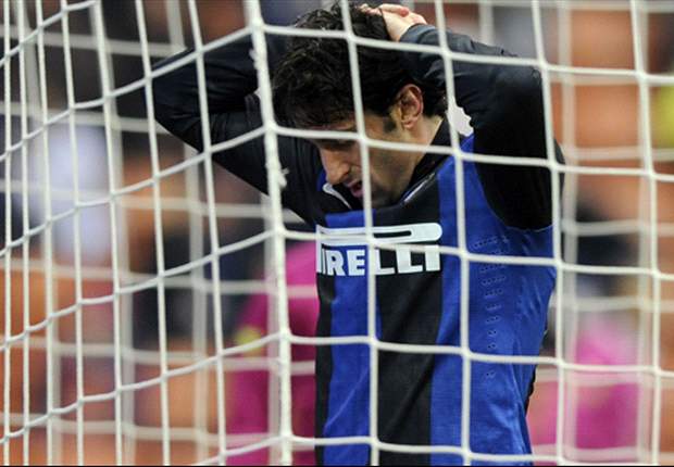 Austerity nerazzurra, l'Inter punta al taglio degli ingaggi di Cambiasso e Milito. Alvarez via in prestito a gennaio