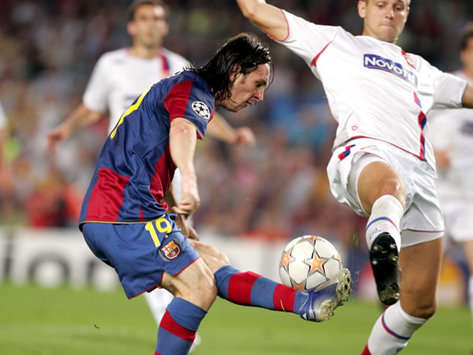 Champions: Messi - Clerc - Barcelona-Lyon (MarcaMedia)