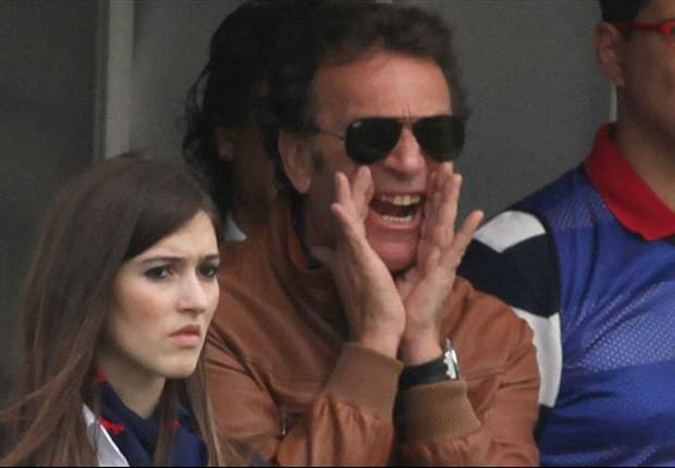 Quarta sconfitta consecutiva per il Cagliari, Cellino come Don Chisciotte: "Non dobbiamo lottare solo contro gli avversari in campo, ma anche contro arbitri, sindaci e amministratori"