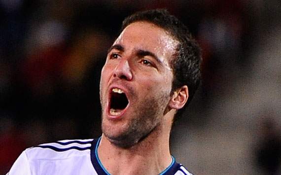 Higuaín alcanza los 100 goles en Liga con el Real Madrid