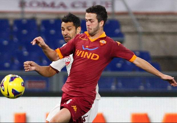 Diminati Tottenham Hotspur, Miralem Pjanic Tegaskan Komitmen Dengan AS Roma