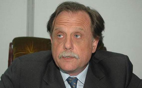"No me consta que Gareca se haya juntado con Passarella"
