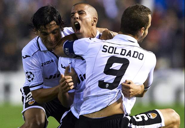 Feghouli signs Valencia extension until 2016