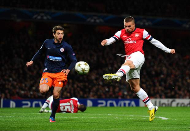 Arsenal striker Podolski: We have a chance against Bayern Munich