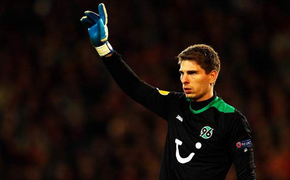 Ron-Robert Zieler Ingin Balik Ke Inggris