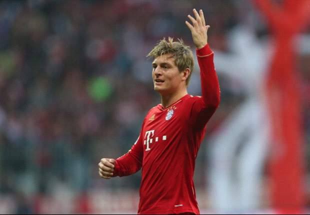 Kroos defends Schweinsteiger following recent criticism