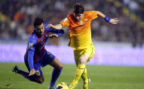 Leo Messi consigue su gol 300 con el Barcelona