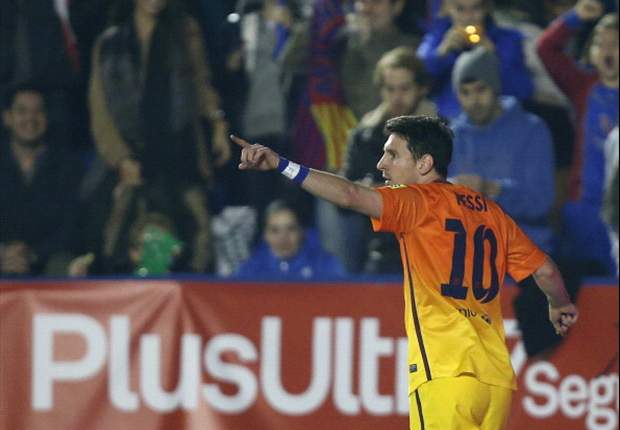 'Big Ballon d'Or favourite' Messi has stolen my heart - Pique